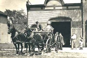 1909 - Horse-Drawn Pumper 1909 - Horse-Drawn Pumper
